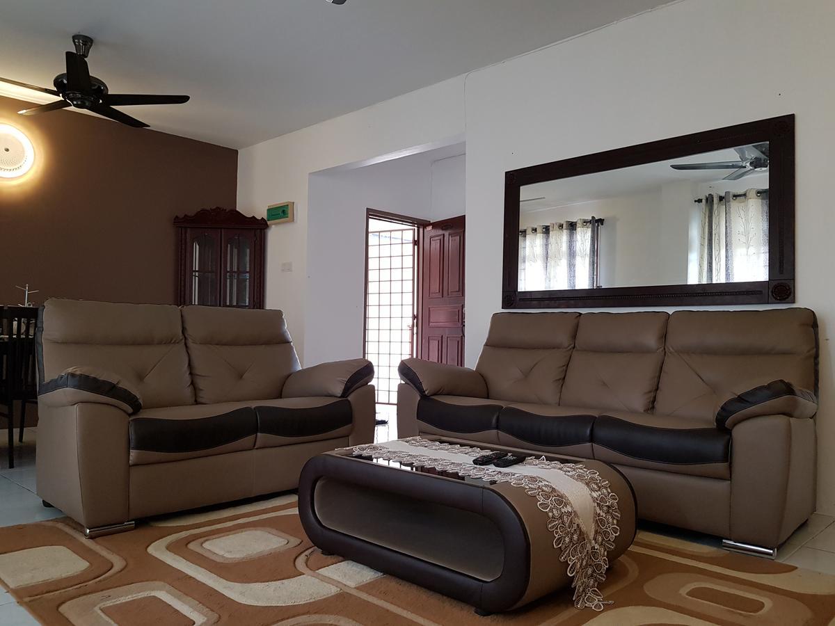 Anjung Homestay Σεπάνγκ Εξωτερικό φωτογραφία